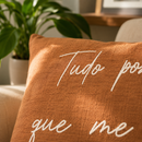 Almofada Rineira Luxo Bordada com Frase Bíblica 50x30cm